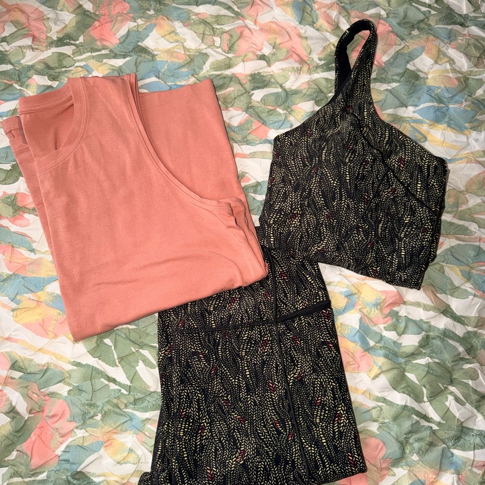 Calia by Carrie Underwood Stylish Black and Pink Women's bundle